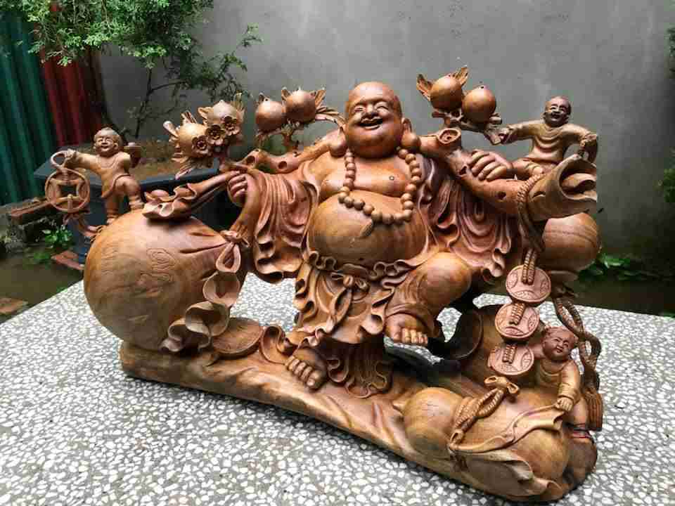 Tuong-Phat-Di-Lac-Keo-Bao-Tien-Go