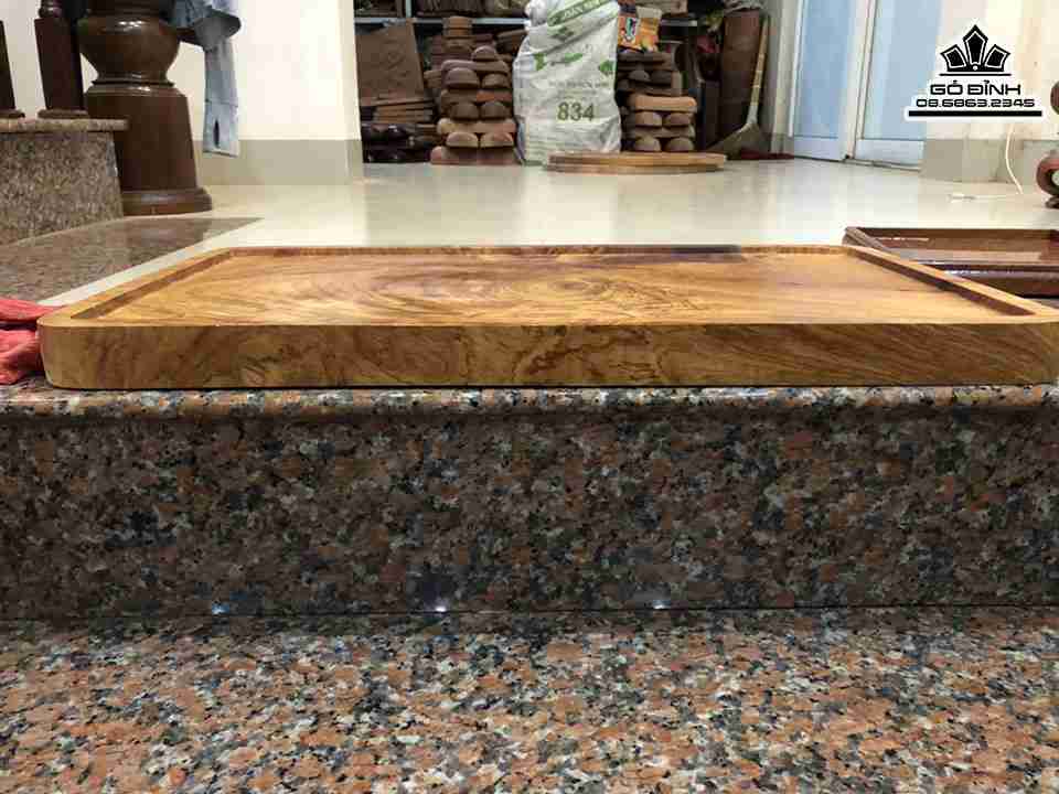 Khay-Tra-Nguyen-Khoi-Go-Dep