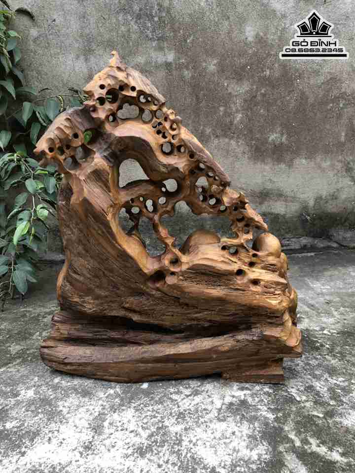 Tuong-Phat-Di-Lac-Ngoi-Goc-Tung-Go-Bach-Xanh