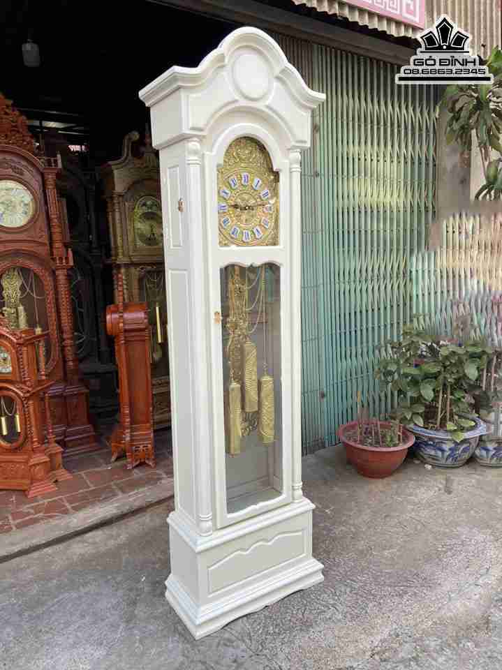 Dong-Ho-Cay-Phun-Mau-Trang-Go-Huong-Da