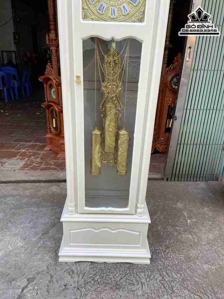 Dong-Ho-Cay-Phun-Mau-Trang-Gia-Co-Go-Huong-Da