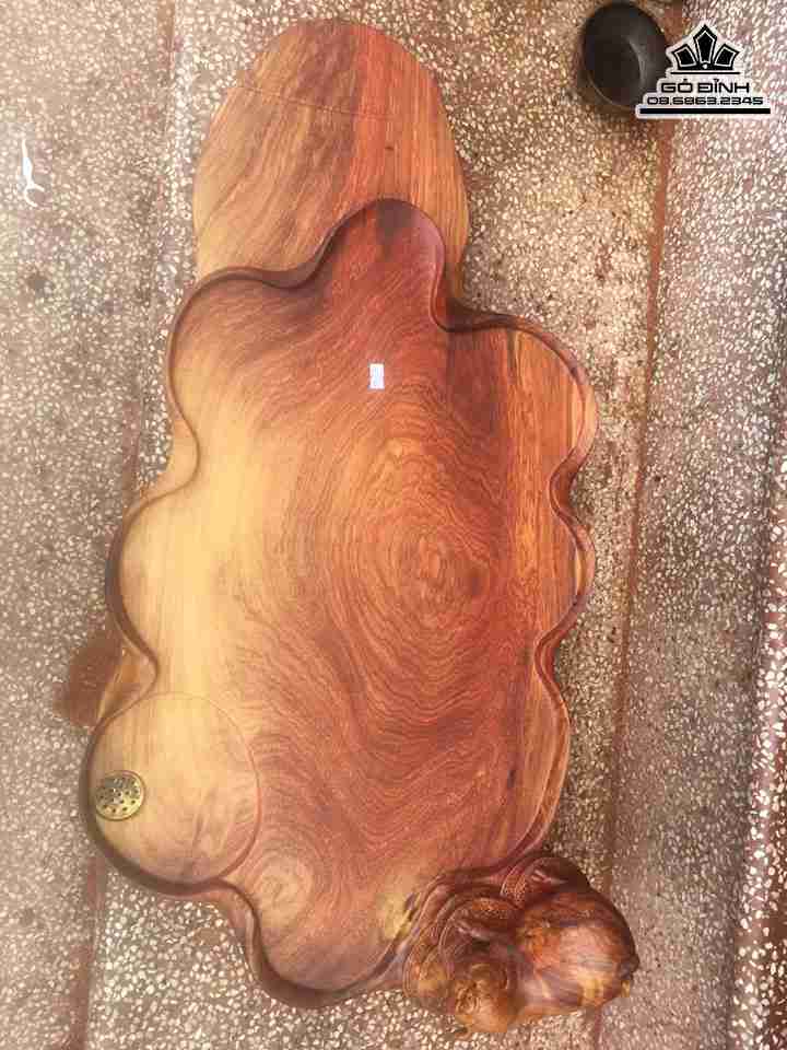 Khay-Tra-Heo-Phu-Quy-Go-Huong