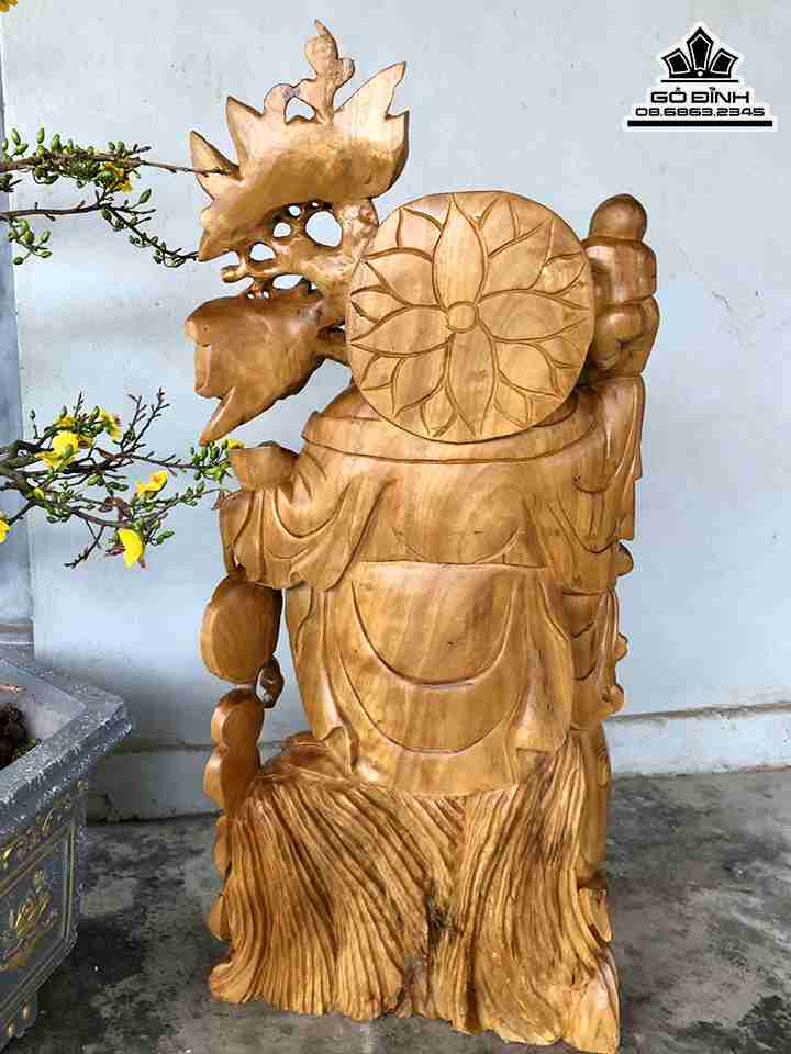 Tuong-Phat-Di-Lac-Cuoi-Ca-Chep-Go-Xa-Xi