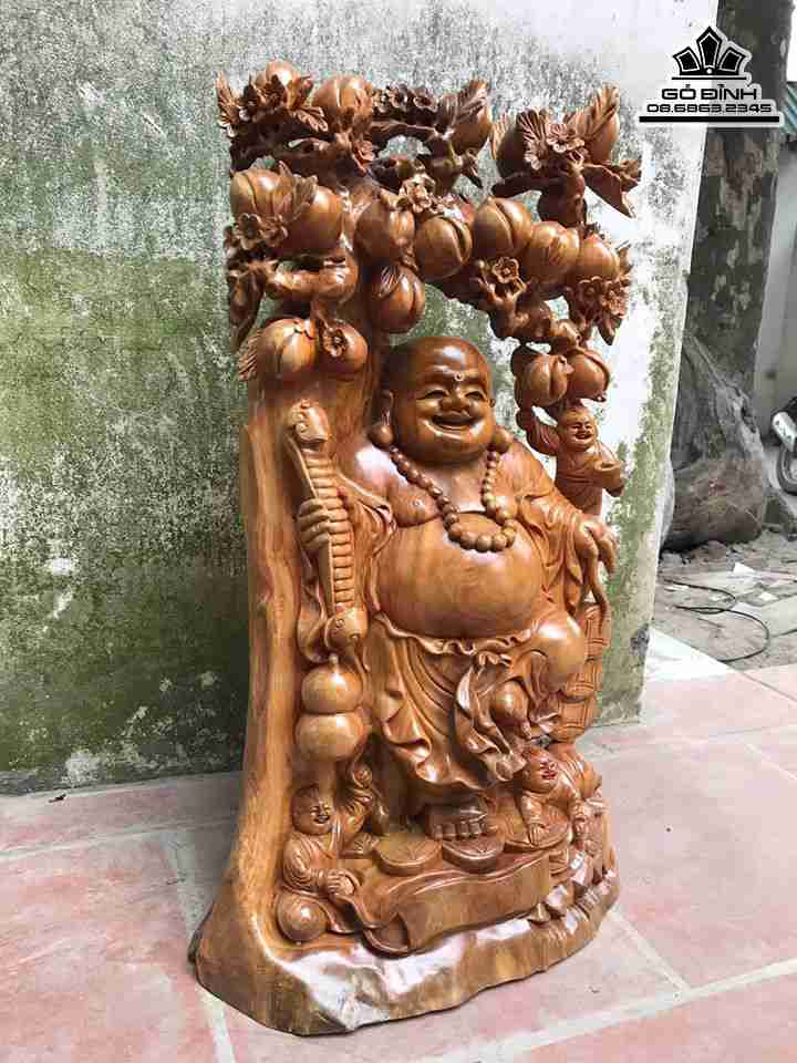 Tuong-Phat-Di-Lac-Dung-Go-Bach-Xanh