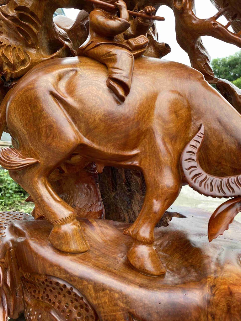 Tượng Tiểu Đồng Cưỡi Trâu Gỗ Hương Việt 