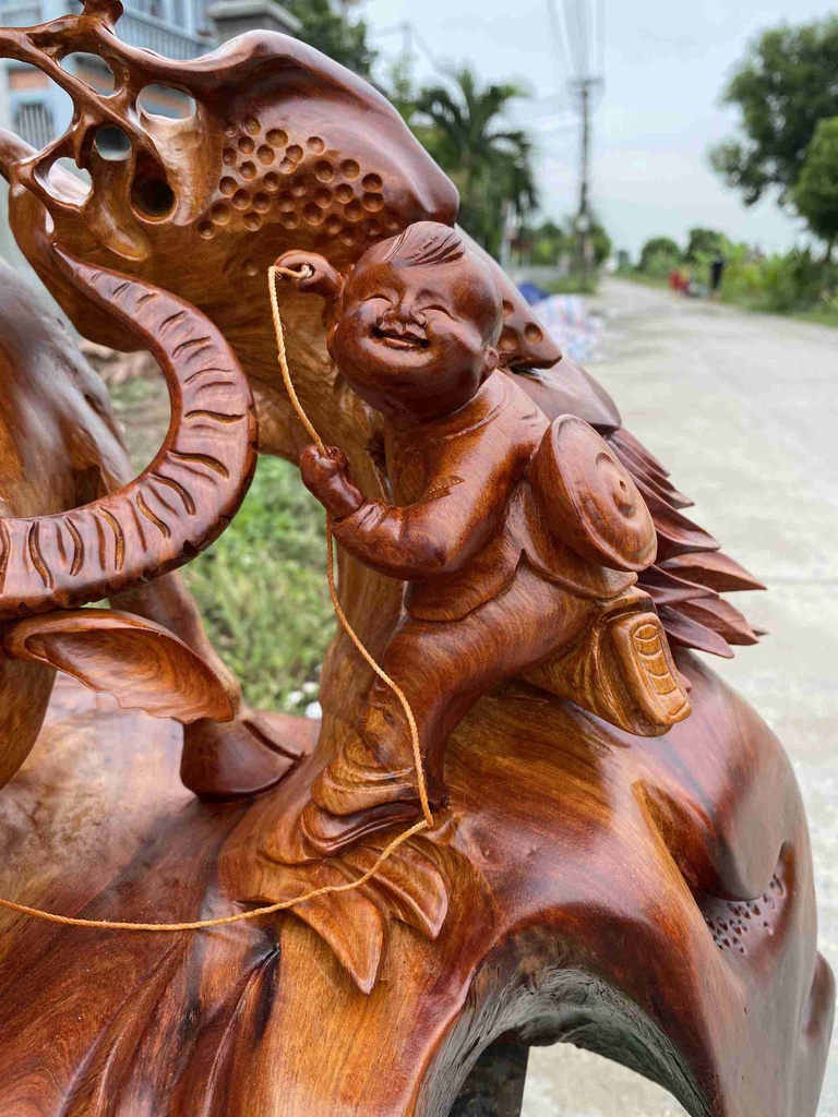 Tượng Tiểu Đồng Cưỡi Trâu Gỗ Hương Việt 