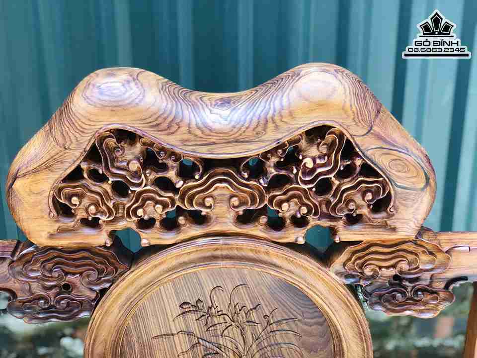 Bo-Ban-Ghe-Trung-Duong-Go-Cam