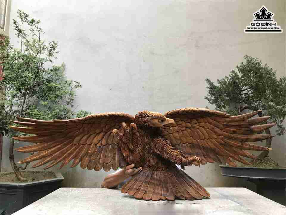 Tuong-Dai-Bang-Tung-Canh-Go-Bach-Xanh