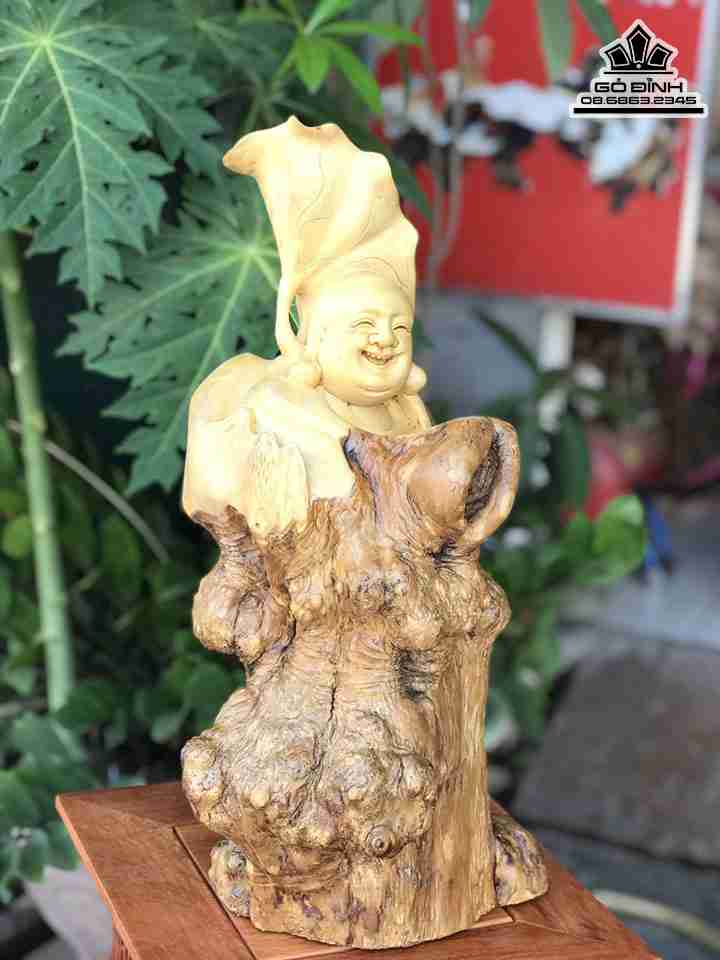 Tuong-phat-Di-Lac-Go-Nu-Ca-Phe