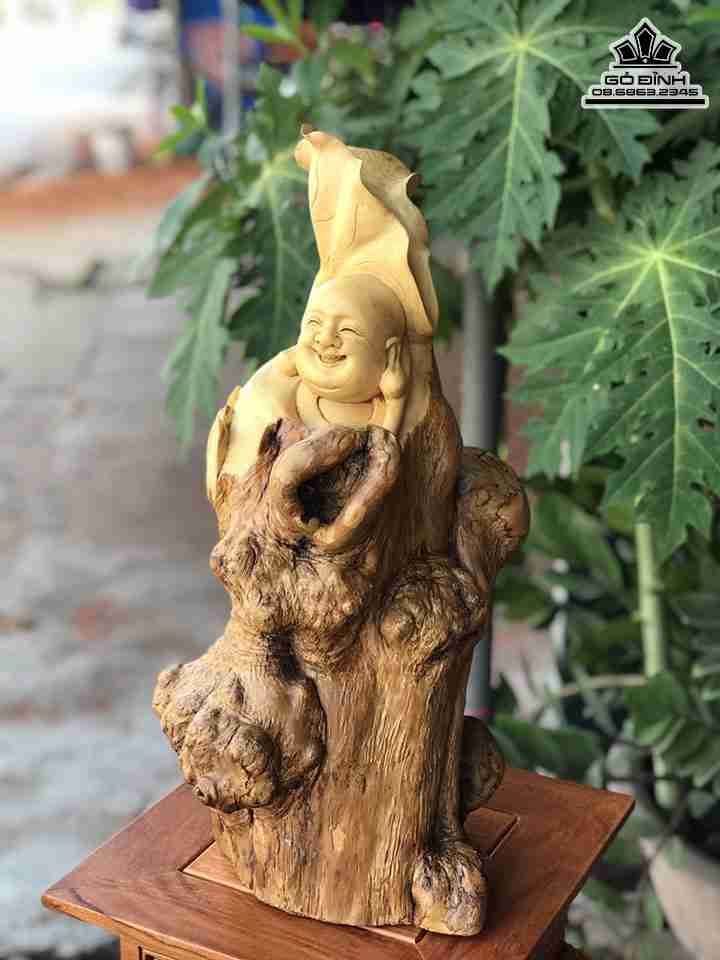 Tuong-phat-Di-Lac-Go-Nu-Ca-Phe