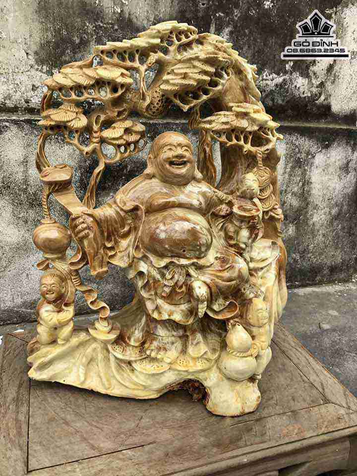 Tuong-Phat-Di-Lac-Dung-Goc-Tung-Go-Nu-Nghien