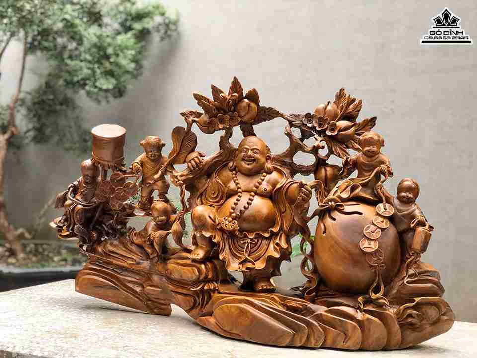 Tuong-Phat-Di-Lac-Keo-Bao-Tien-Go-Bach-Xanh-1