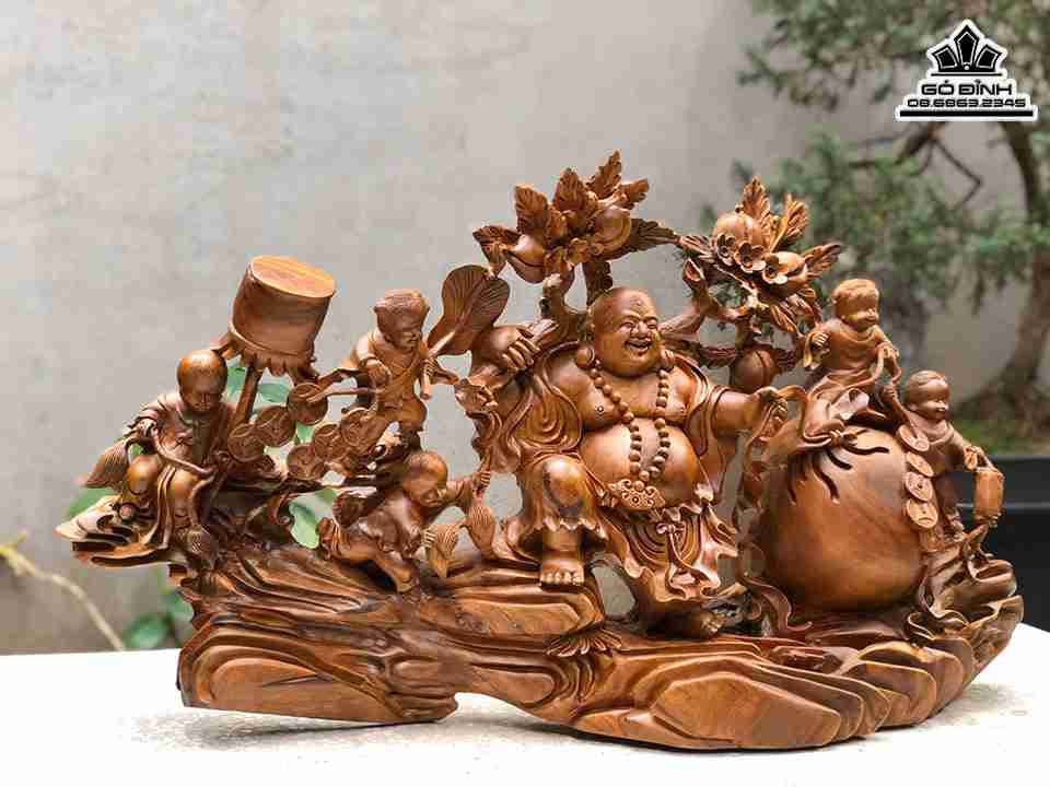 Tuong-Phat-Di-Lac-Keo-Bao-Tien-Go-Bach-Xanh-3