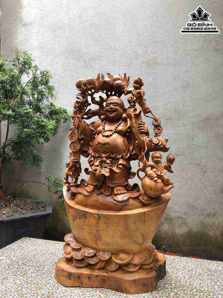 Tuong-Phat-Di-Lac-Dung-Vang-Go-Xa-Xi-Gu-Huong-1