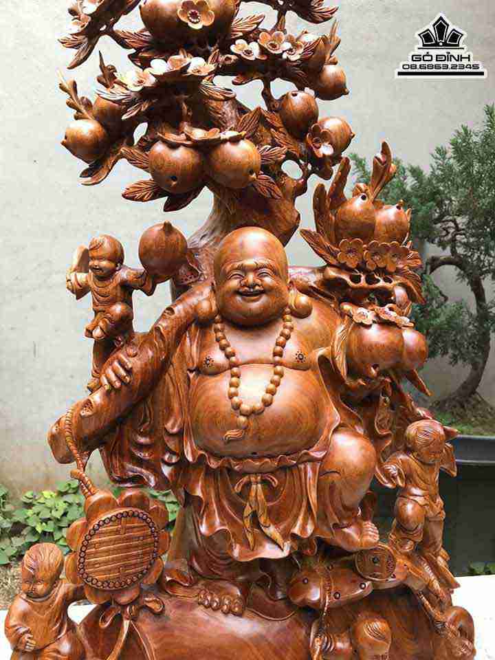 Tuong-Phat-Di-Lac-Dung-Bao-Tien-Go-Gu-Huong