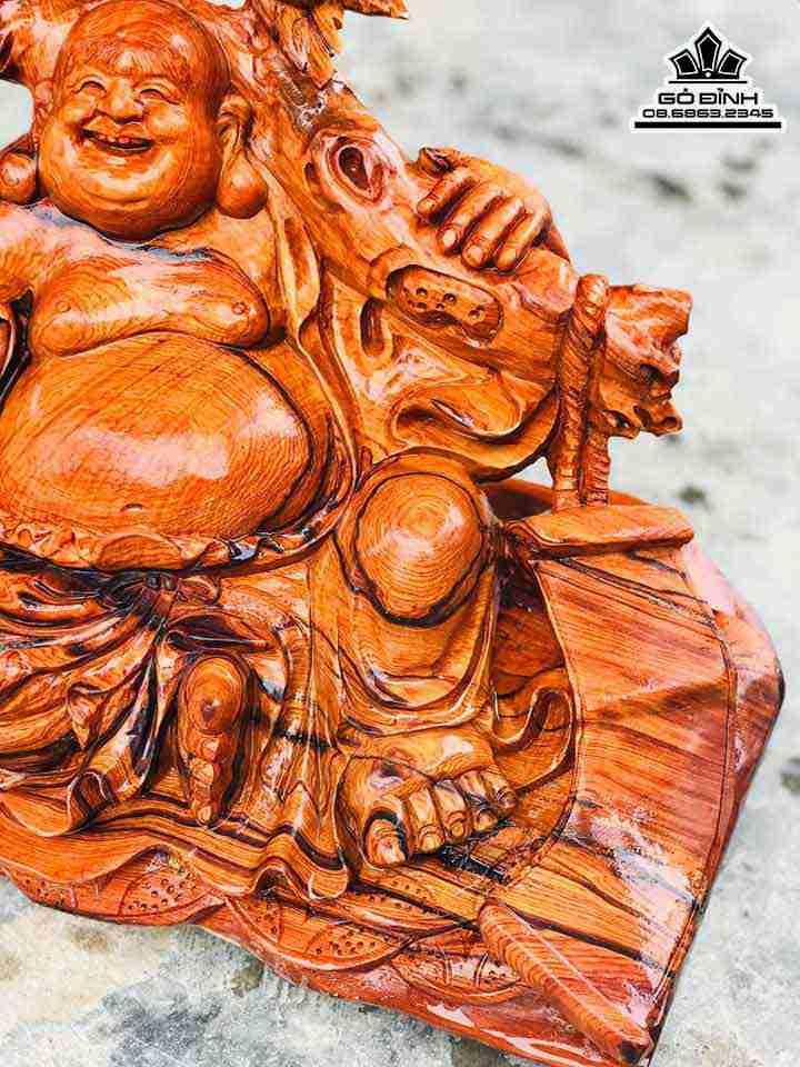 Tuong-Phat-Di-Lac-Tai-Loc-Go-My-Nghe