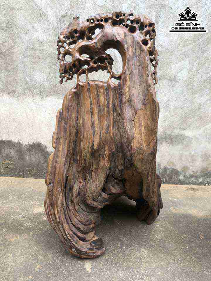 Tuong-Phat-Di-Lac-Dung-Goc-Tung-Go-My-Nghe