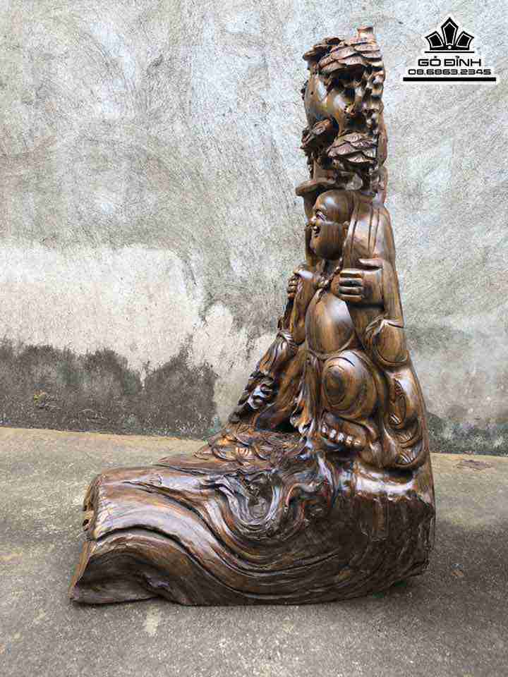 Tuong-Phat-Di-Lac-Dung-Goc-Tung-Go-Dep