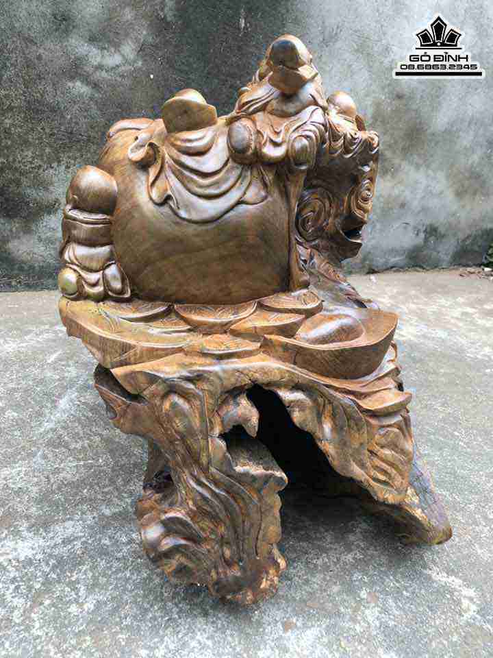 Tuong-Phat-Di-Lac-Ngu-Phuc-Go