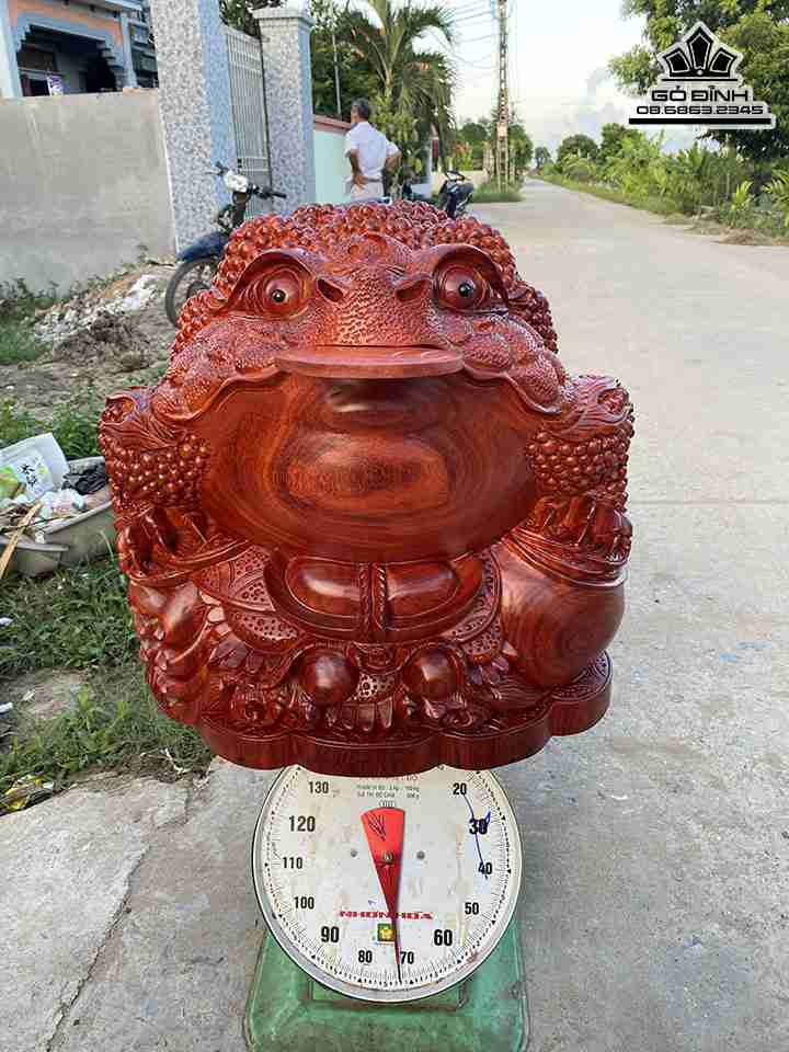 Tượng Cóc Thiềm Thừ Gỗ Hương Đỏ 1