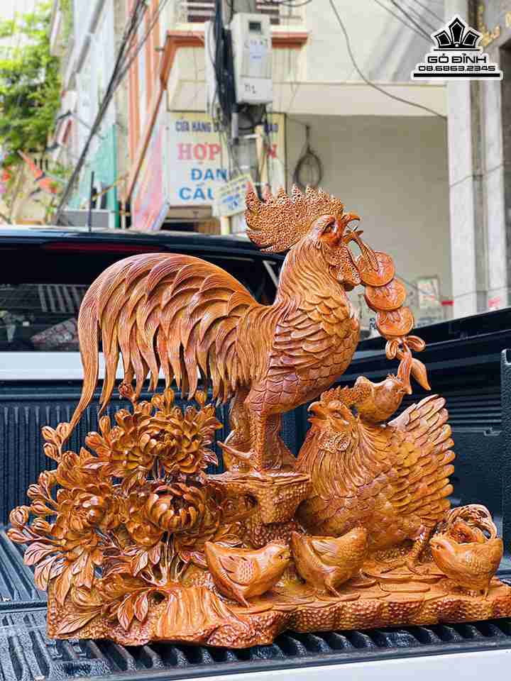 Tượng Gia Đình Gà Gỗ Hương Việt 6