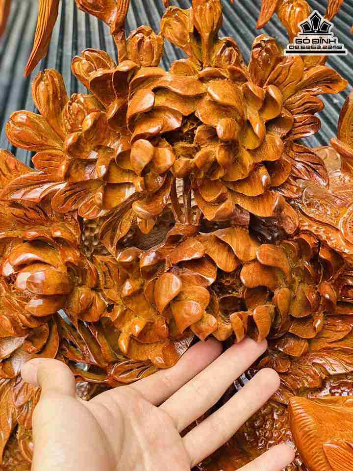 Tượng Gia Đình Gà Gỗ Hương Việt 9