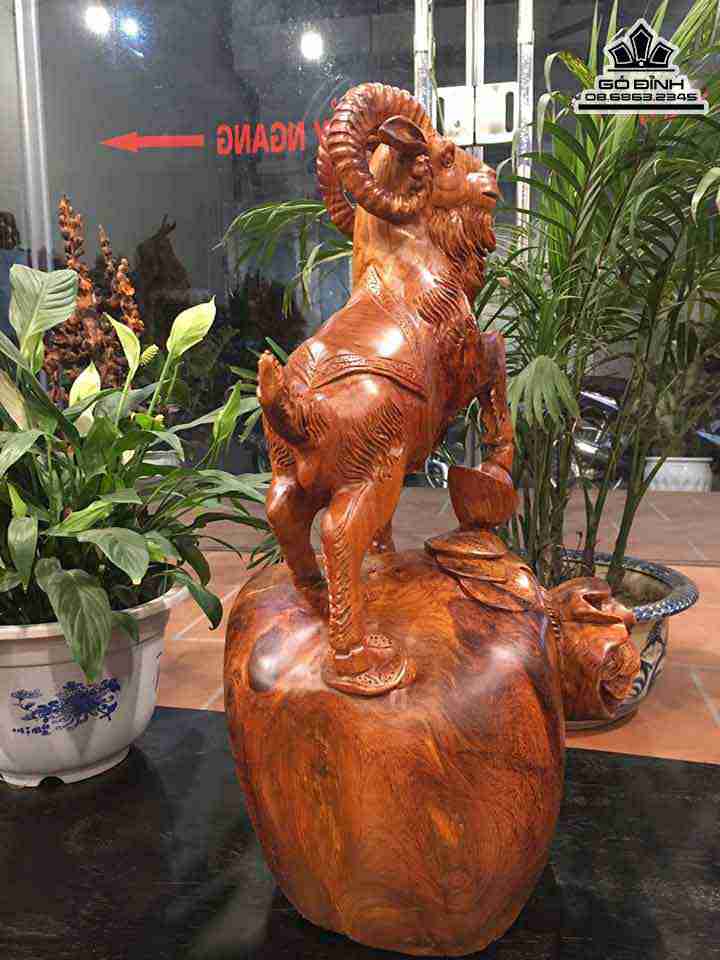 Tuong-De-Phu-Quy-Go-Huong