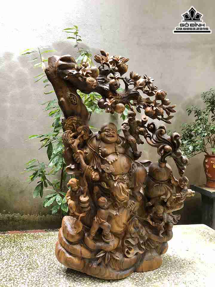 Tượng Phật Di Lặc Ngồi Gốc Đào Gỗ Bách Xanh 1