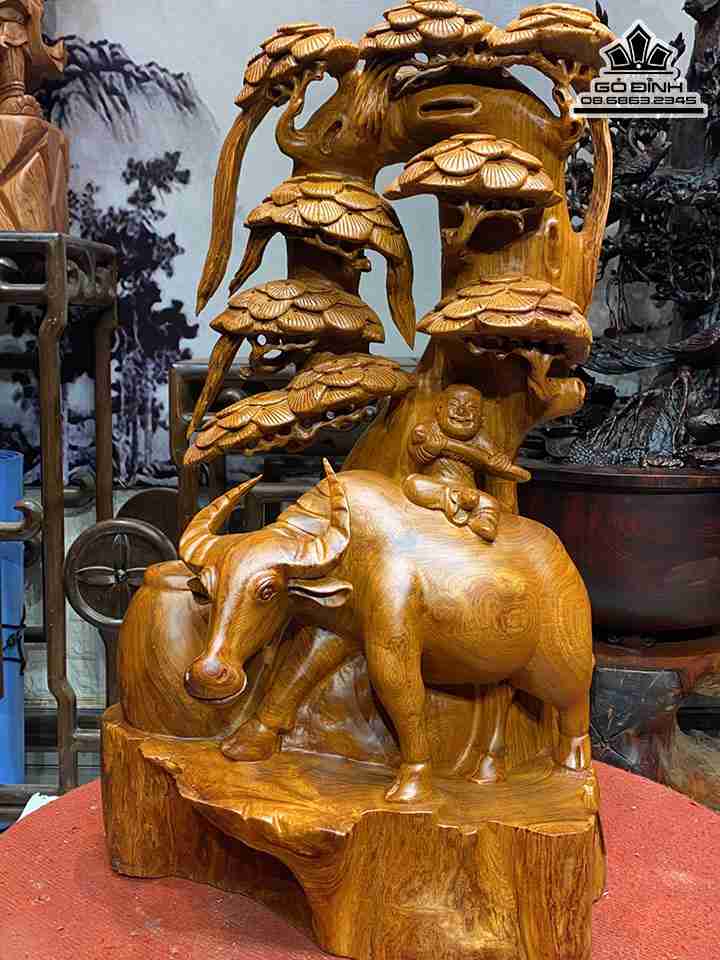 Tượng Tiểu Đồng Cưỡi Trâu Gỗ Hương Việt 1