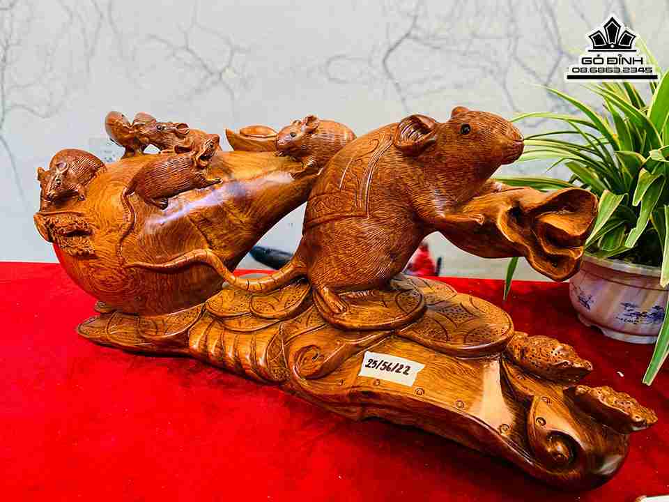 Tượng Chuột Kéo Bao Tiền Gỗ Hương 4