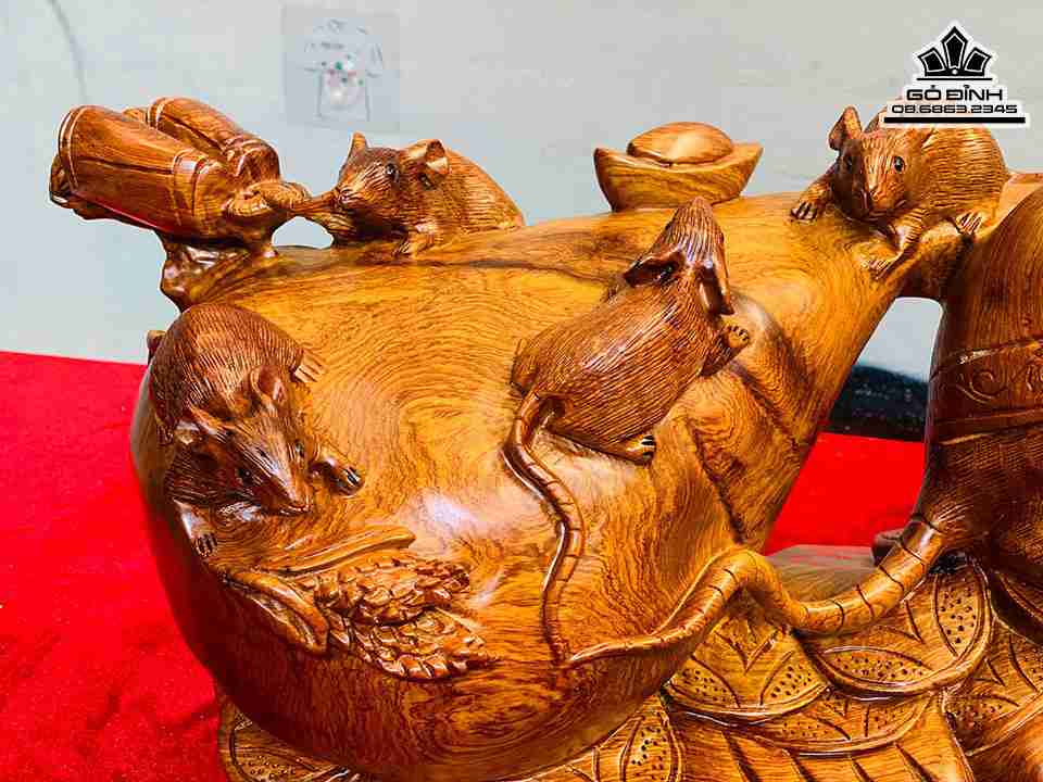 Tượng Chuột Kéo Bao Tiền Gỗ Hương 6