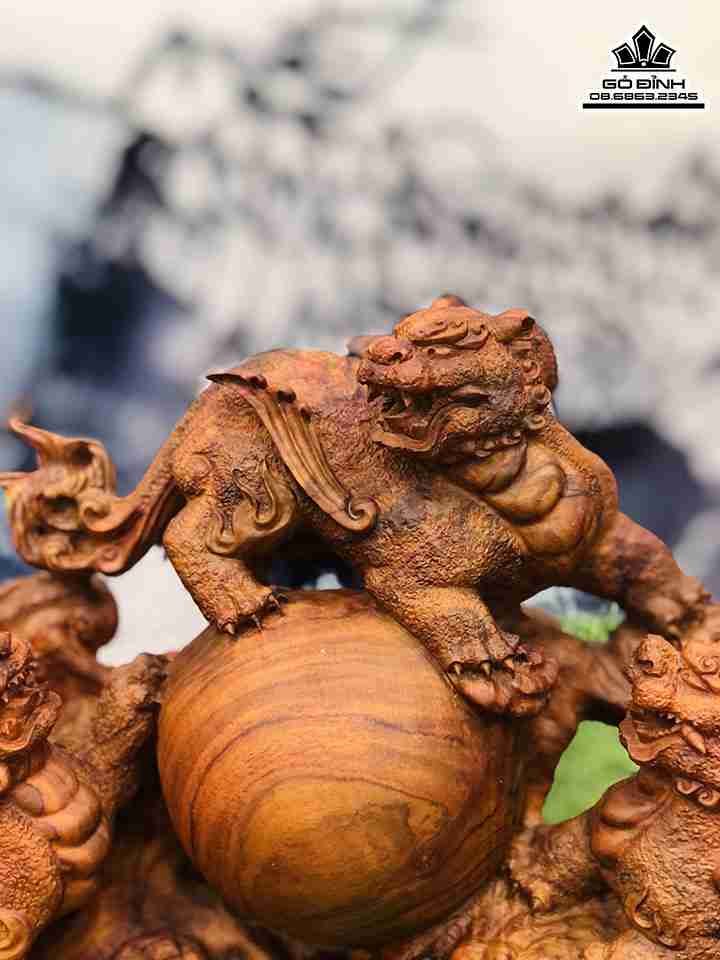 Tượng Tam Kỳ Gỗ Sưa 2