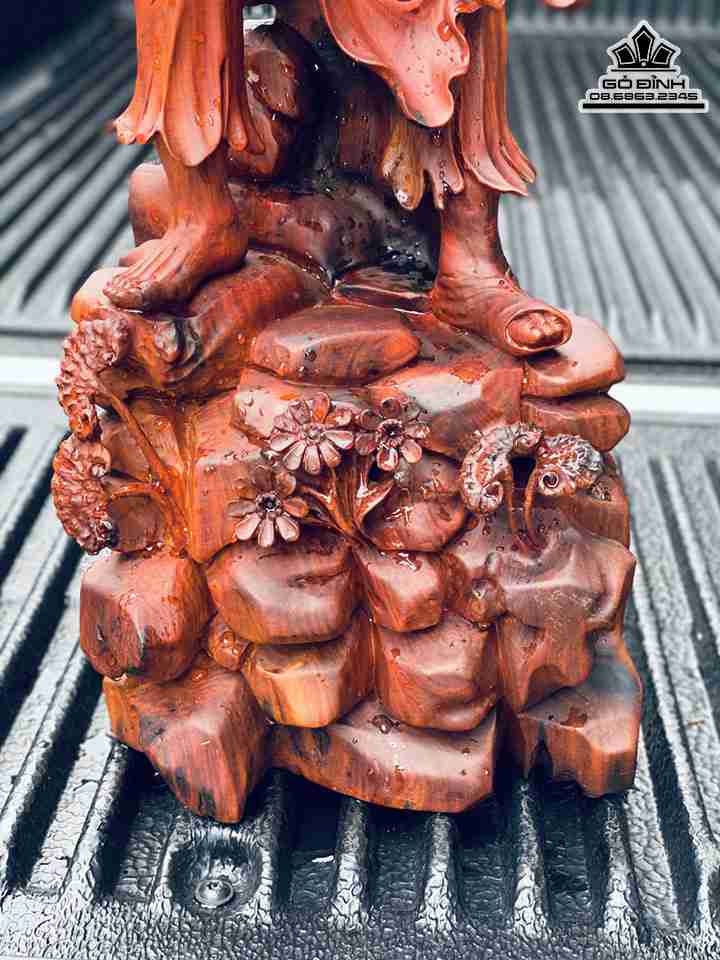 Tượng Phật Sống Tế Công Gỗ Trắc Việt Liền Khối 6