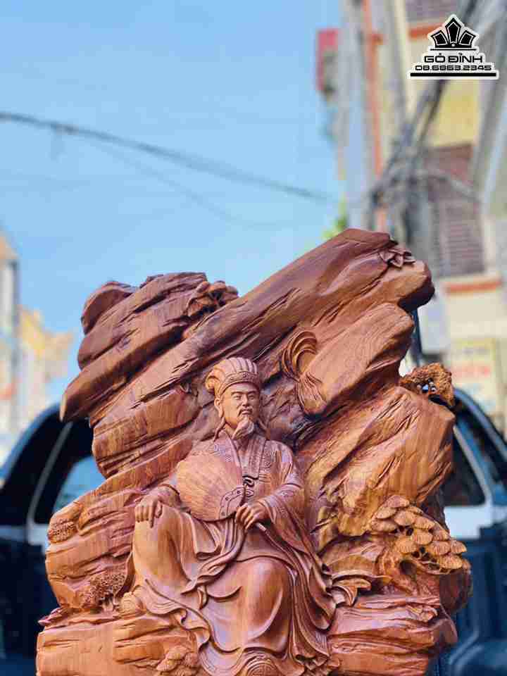 Tượng Khổng Minh Gỗ Hương Việt 3