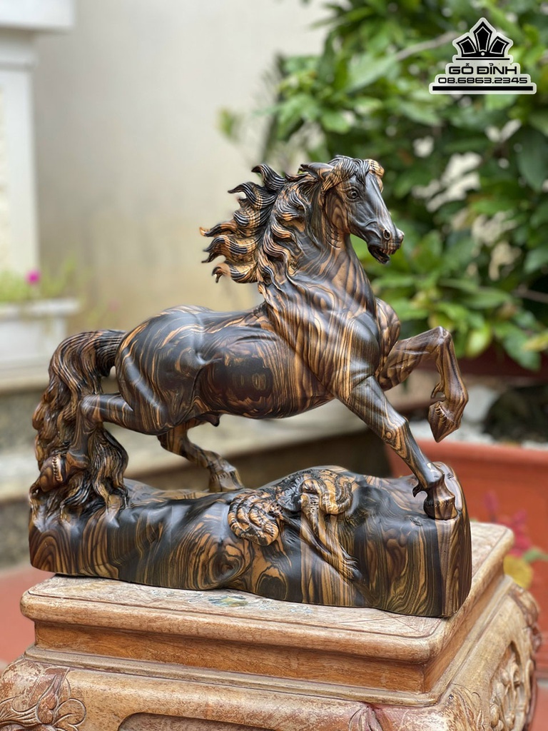 Tượng Ngựa Phong Thủy (Nhất Mã) Gỗ Mun Hoa Cao 37 Ngang 40 Sâu 12 (cm) 2