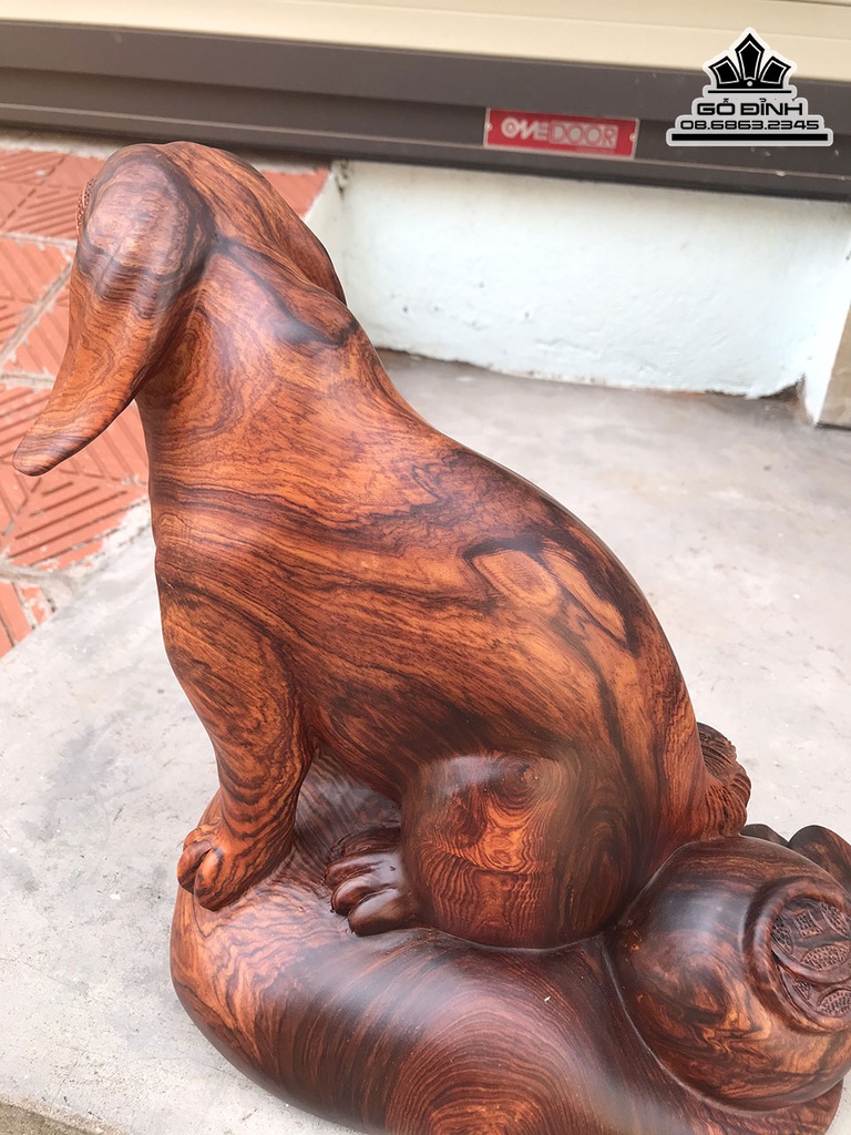 Tượng Chó Gỗ Cẩm Cao 30 Ngang 35 Sâu 25 (cm) 3