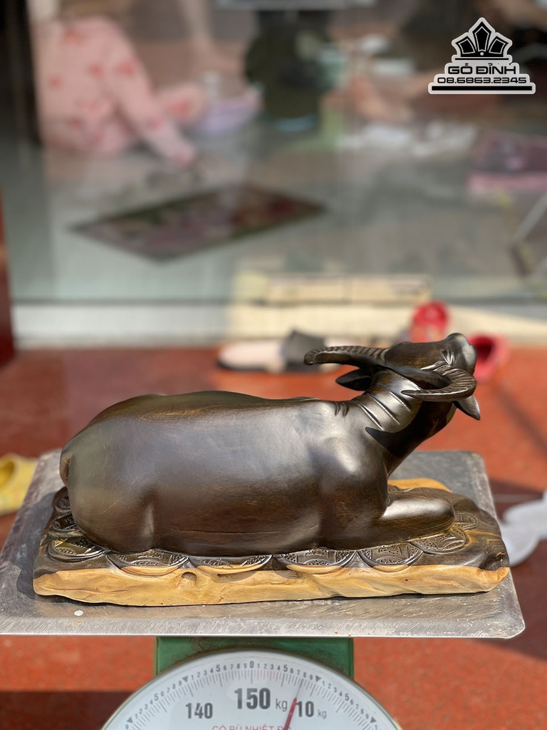 Tượng Trâu Gỗ Mun Hoa Cao 18 Ngang 40 Sâu 20 (cm) 3