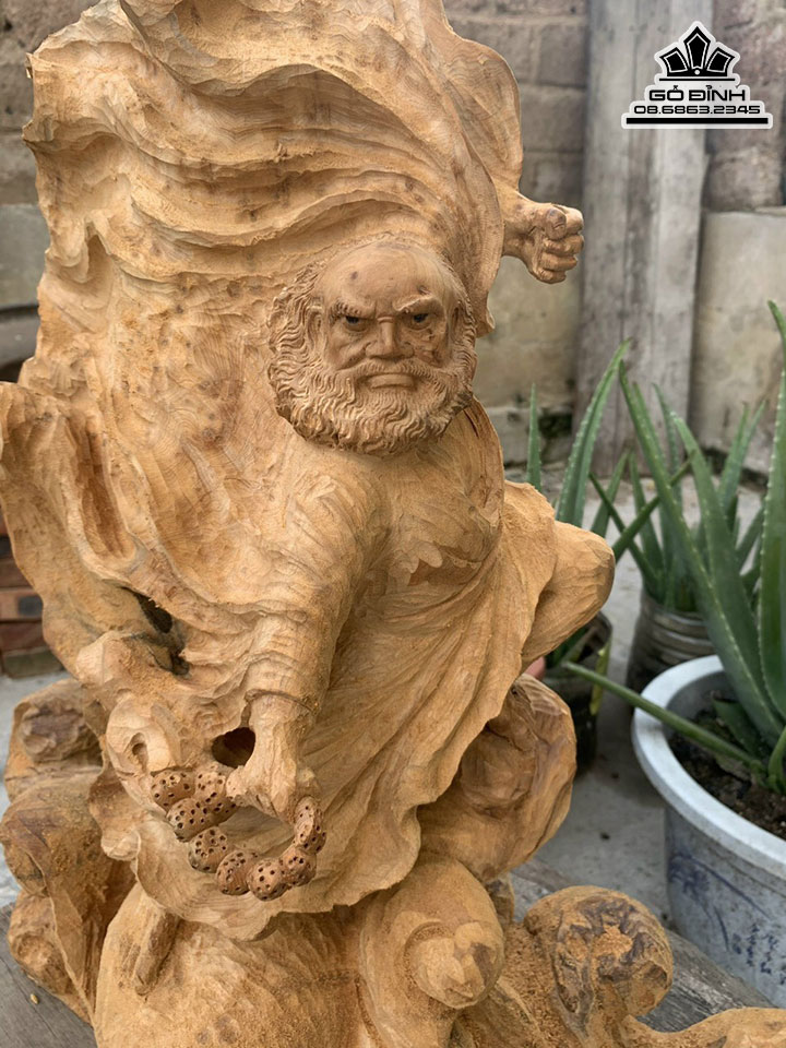 Tượng Đạt Ma Sư Tổ Xuất Quyền Gỗ Ngọc Am Cao 55 Ngang 48 Sâu 20 (cm) 2