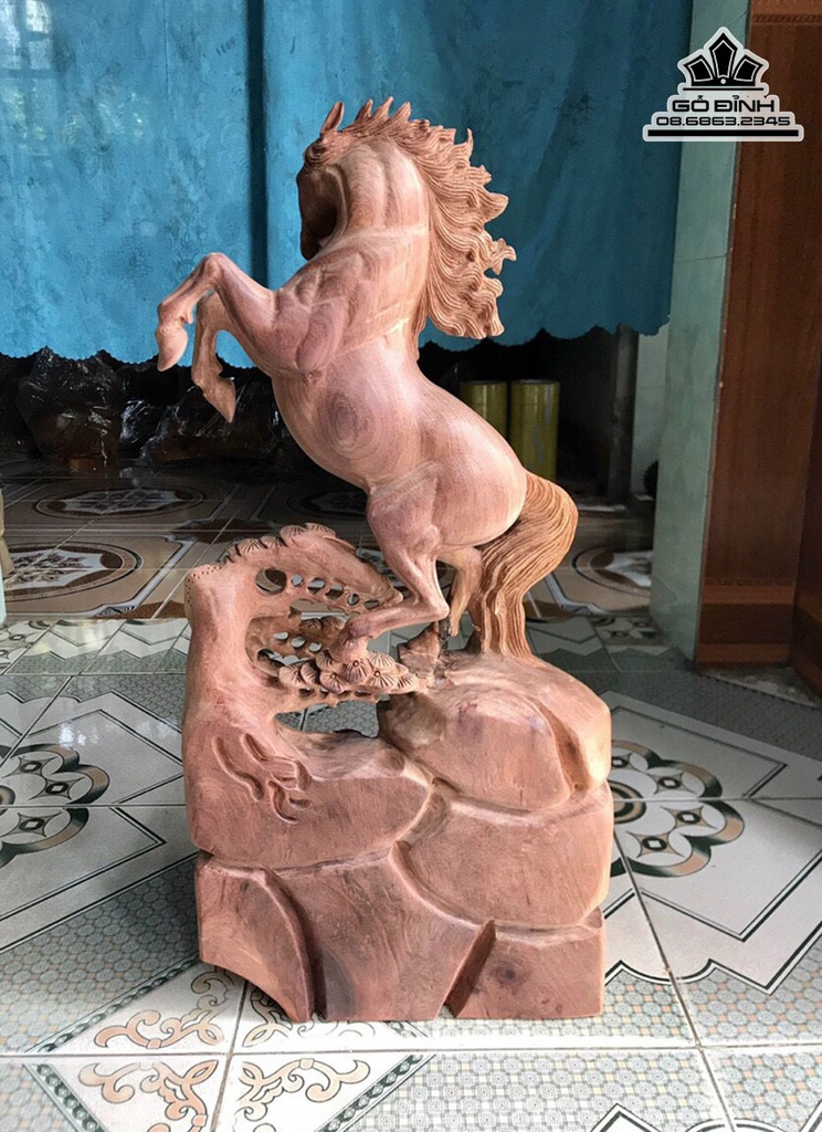 Tượng Ngựa Phong Thủy (Nhất Mã) Gỗ Hương Việt Cao 57 Ngang 26 Sâu 12 (cm) 0