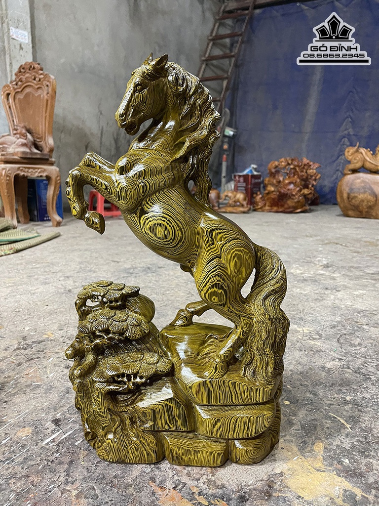 Tượng Ngựa Phong Thủy (Nhất Mã) Gỗ Mun Cao 50 Ngang 29 Sâu 9 (cm) 0