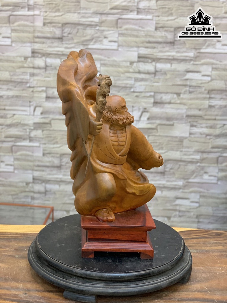 Tượng Đạt Ma Sư Tổ Xuất Quyền Gỗ Ngọc Am Cao 50 Ngang 44 Sâu 35 (cm) 1