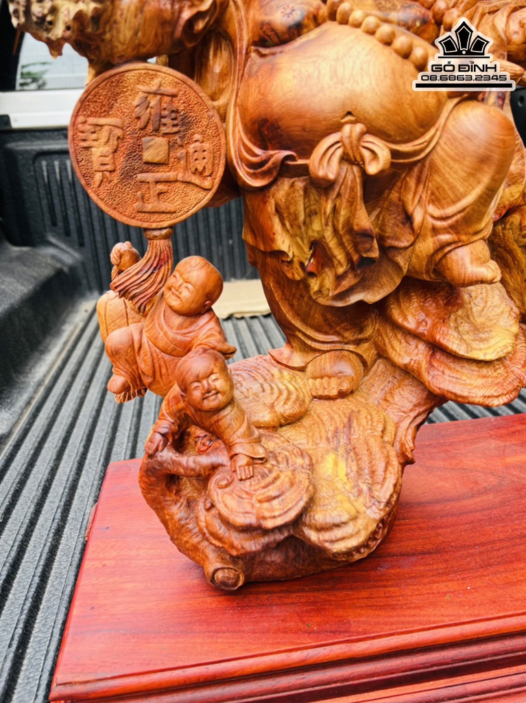 Tượng Di Lặc Ngũ Phúc Đứng Gánh Đào Gỗ Nu Hương Cao 71 Ngang 63 Sâu 23 (cm) 2