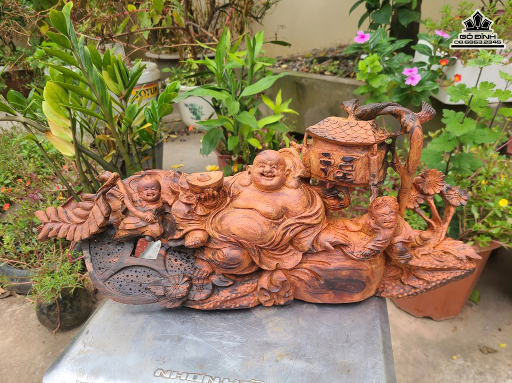 Tượng Phật Di Lặc Gỗ Trắc Cao 21 Ngang 50 Sâu 16 (cm)