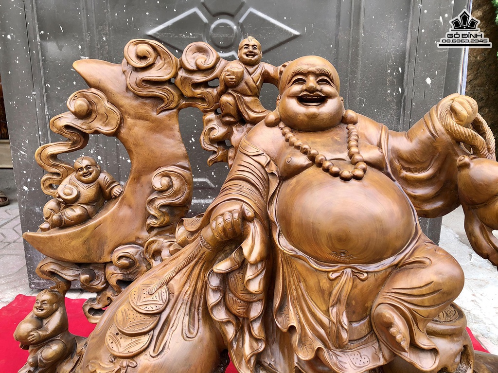 Tượng Phật Di Lặc Gỗ Xá Xị ( Gù Hương ) Cao 67 Ngang 84 Sâu 38 (cm)