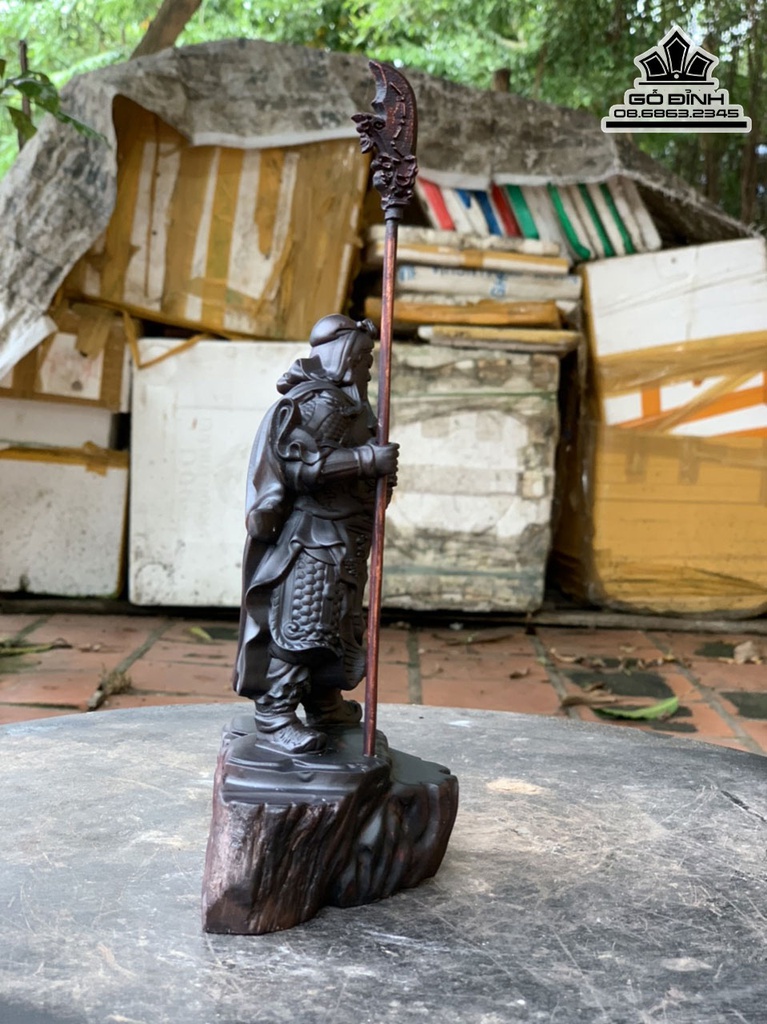 Tượng Quan Công Chống Đao Gỗ Trắc Cao 20 Ngang 11 Sâu 9 (cm)