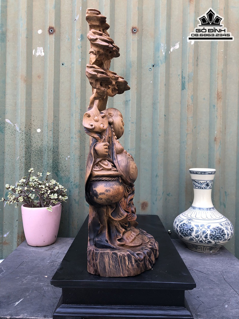 Tượng Phật Di Lặc Đứng Gốc Tùng Gỗ Bách Xanh Cao 50 Ngang 23 Sâu 15 (cm) 3