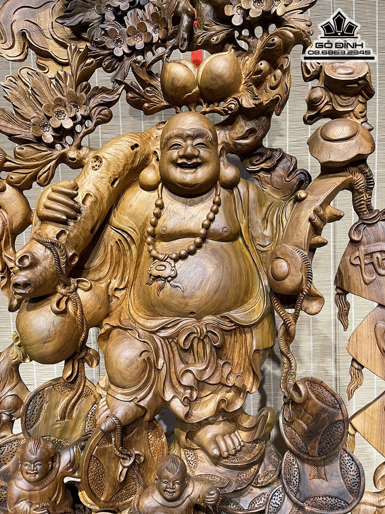 Tượng Phật Di Lặc Vác Cành Đào Gỗ Bách Xanh Cao 109 Ngang 58 Sâu 26 (cm)