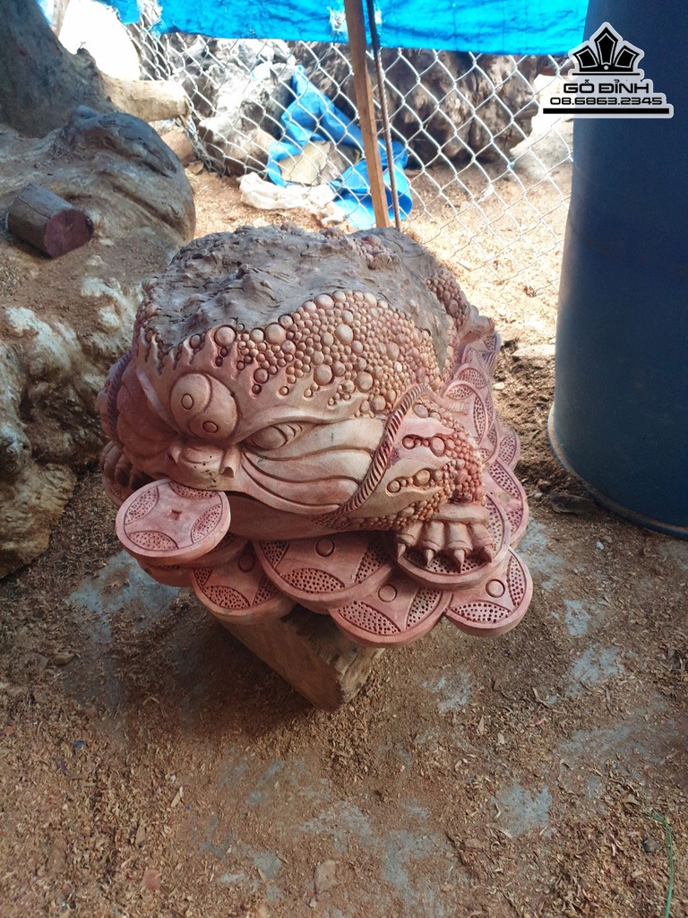 Tượng Cóc Gỗ Nu Kháo Cao 36 Ngang 70 Sâu 70 (cm)