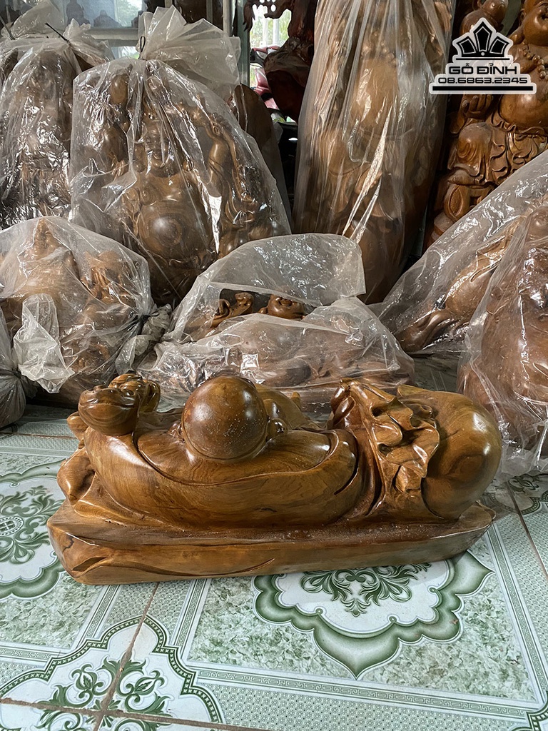 Tượng Phật Di Lặc Kéo Bao Tiền Gỗ Bách Xanh Cao 22 Ngang 47 Sâu 23 (cm) 0