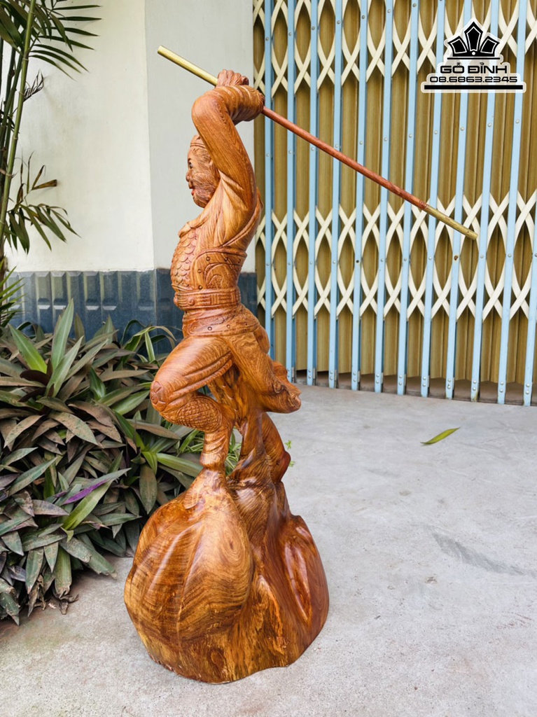 Tương Ngộ Không Gỗ Hương Việt Cao 70 Ngang 28 Sâu 25 (cm) 1